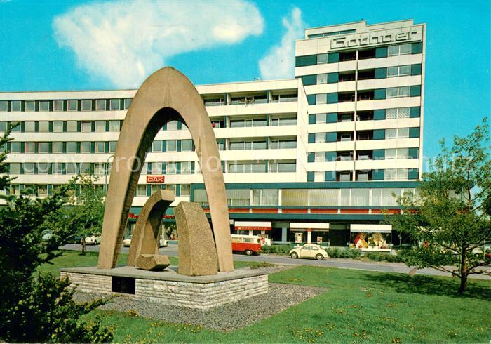 Hof Saale Bluecherstrasse mit Gothahaus und Mahnmal Treue der Heimat