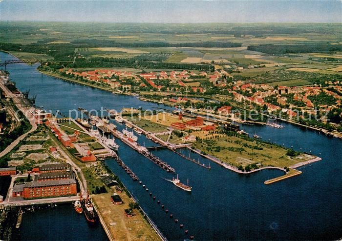KIEL  CITY Canal Holtenauer Schleuse Fliegeraufnahme