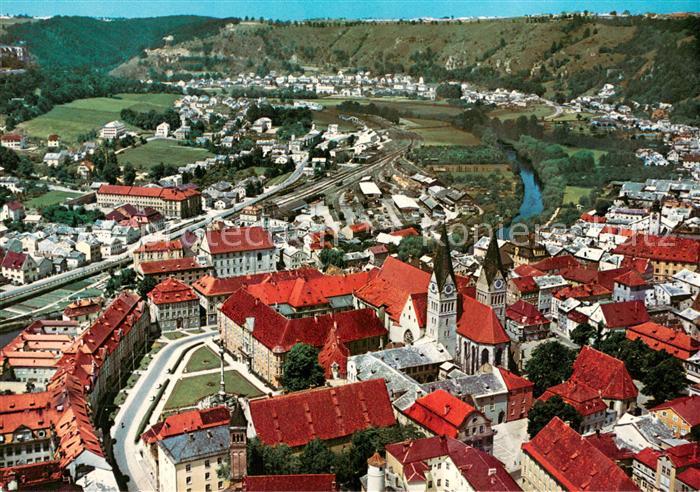 Eichstaett Oberbayern Residenzplatz und Dom Fliegeraufnahme