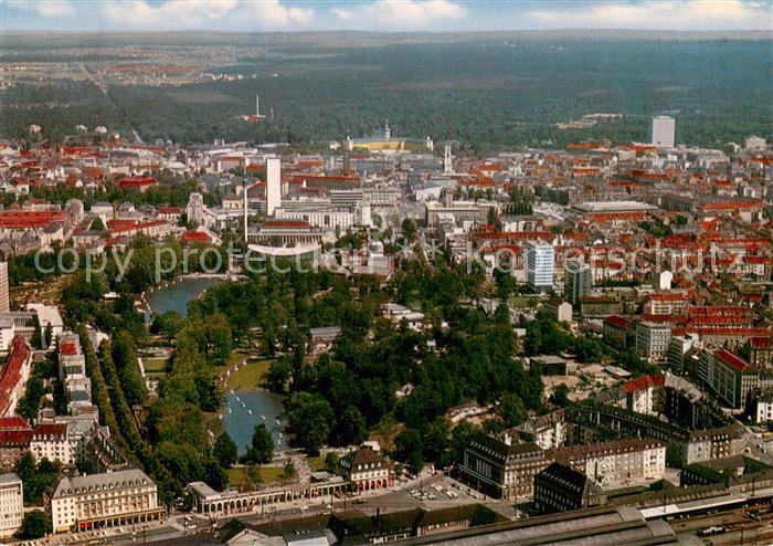 Karlsruhe Baden Blick ueber Stadtgarten und Zoo Fliegeraufnahme