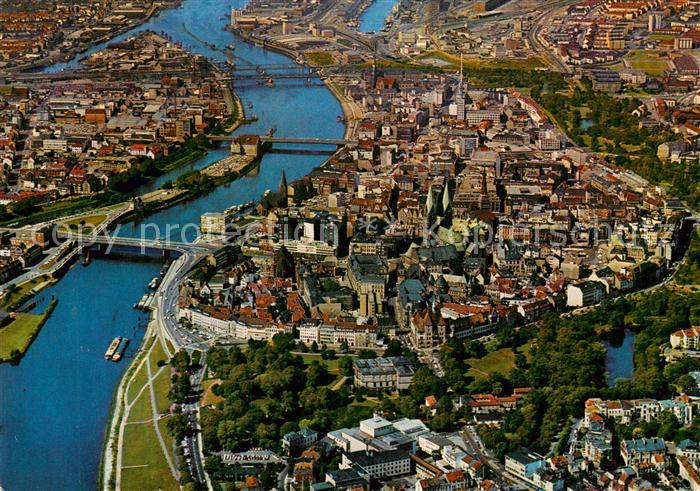 BREMEN  CITY Stadtzentrum Weserpartie Fliegeraufnahme