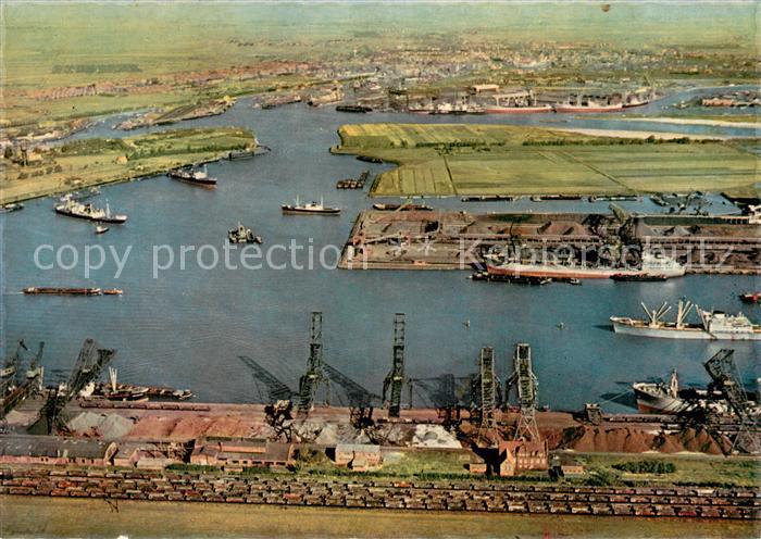 Emden  Ostfriesland Fliegeraufnahme Hafengebiet