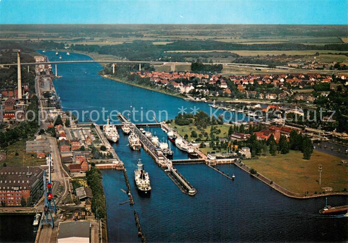 Holtenau Kiel Fliegeraufnahme Holtenauer Schleusen m. Hochbruecken