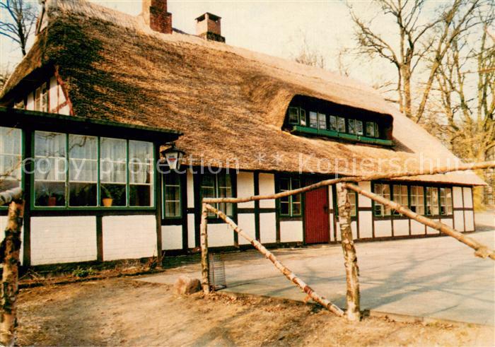 Appel Gasthaus Zum Hanskroeger Reetdach