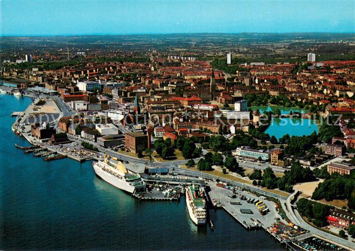 KIEL  CITY Oslo Kai Faehrschiffe Innenstadt