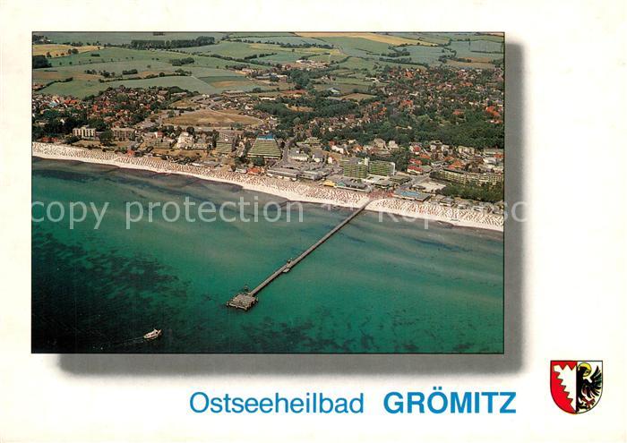 Groemitz Ostseebad Fliegeraufnahme mit Seebruecke