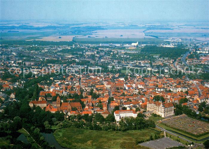 Guestrow Mecklenburg Vorpommern Fliegeraufnahme Stadtzentrum Renaissance-Schloss