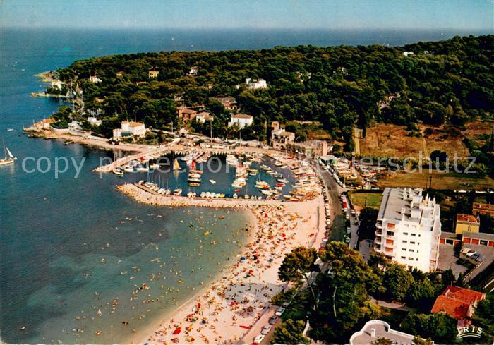 Antibes Alpes Maritimes Vue aérienne de la plage de La Salis et le Port Josse