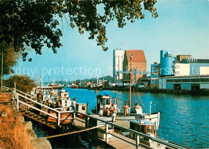 Heiligenhafen Ostseebad Hafen Anleger Fischkutter