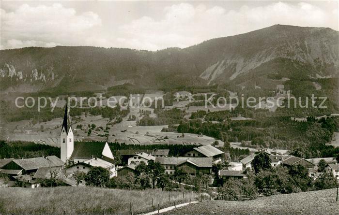 Toerwang Ortsansicht mit Kirche Hochries Chiemgauer Alpen