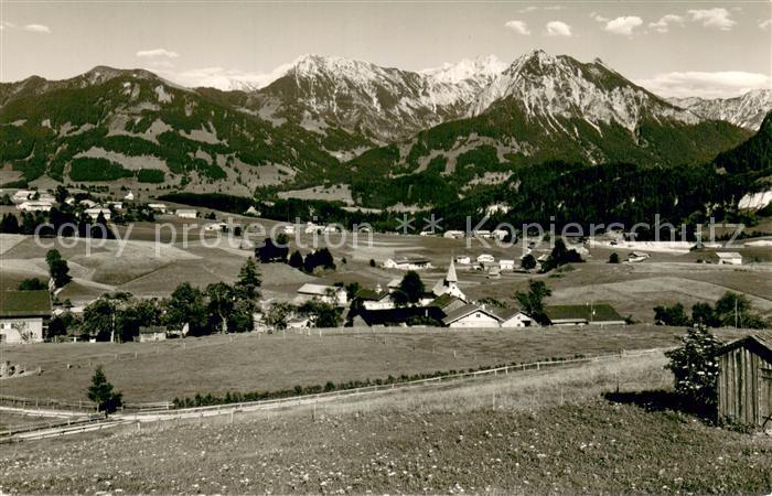 Obermaiselstein Gesamtansicht mit Alpenpanorama