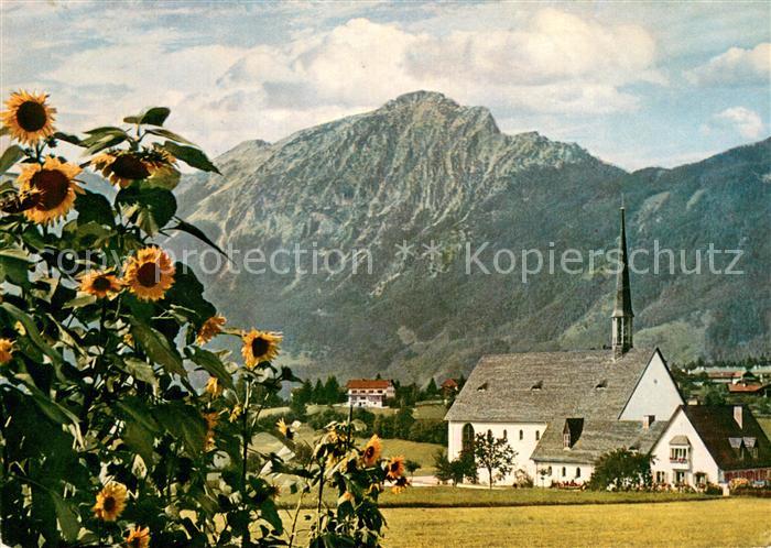 Bayerisch Gmain Sonnenblumen Ortsmotiv mit Kirche Hochstaufen Alpen