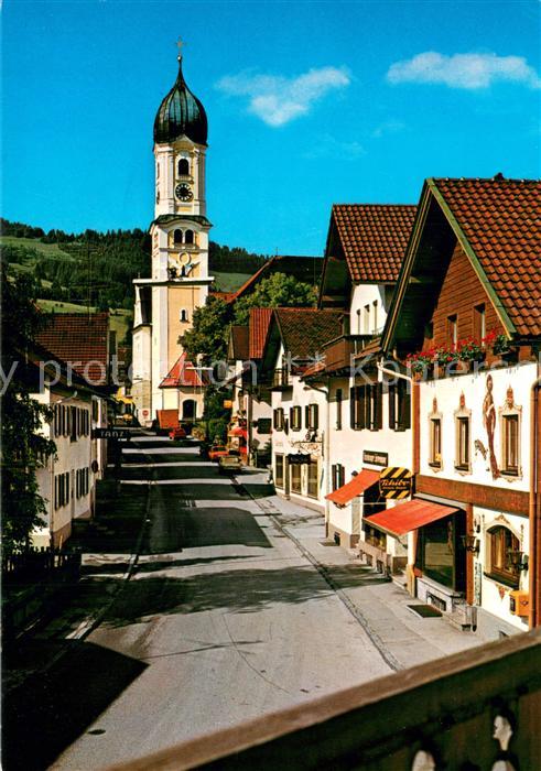 Nesselwang Allgaeu Bayern von Linggstrasse Blick zur Kirche