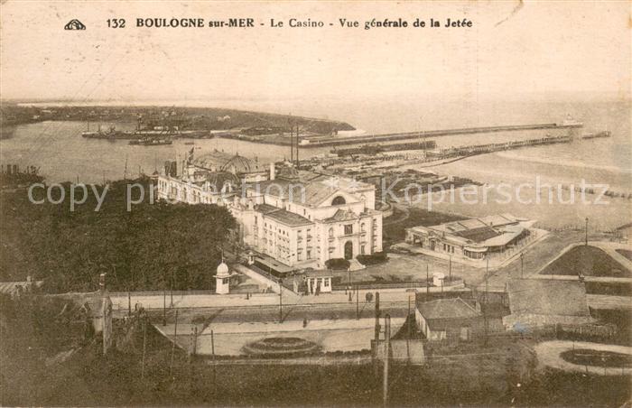 Boulogne-sur-Mer 62 Le Casino Vue generale de la Jetee