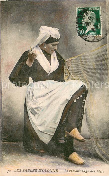 Les Sables-d Olonne 85 Le raccomodage des filets