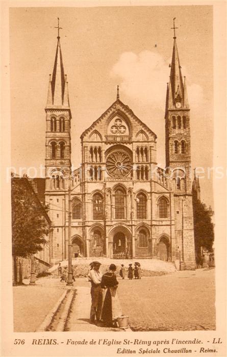 Reims 51 Facade de l’Eglise St Remy apres l'incendie