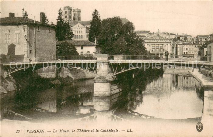 Verdun Meuse La Meuse le Theatre et la Cathedrale