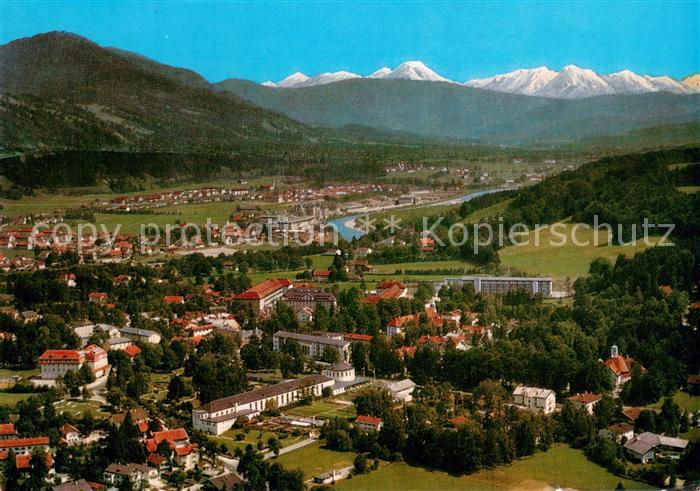 Bad Toelz Fliegeraufnahme mit Blick ins Isartal und Tiroler Alpen