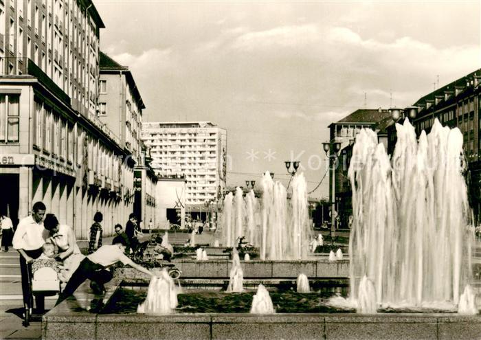 DRESDEN Elbe Ernst-Thalmann-Strasse m. Springbrunnen