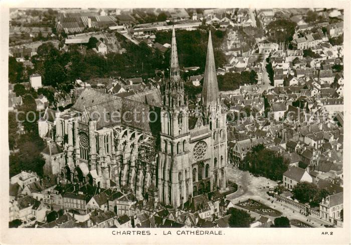 Chartres 28 Fliegeraufnahme Kathedrale