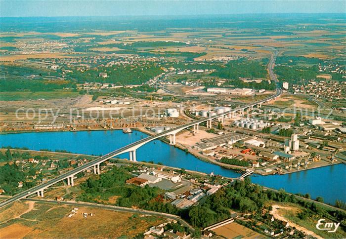 Caen Fliegeraufnahme Viaduc de Calix et installations portuaires