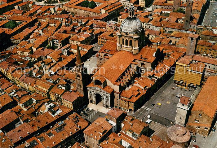 Mantova IT Fliegeraufnahme Basilika von S. Andrea