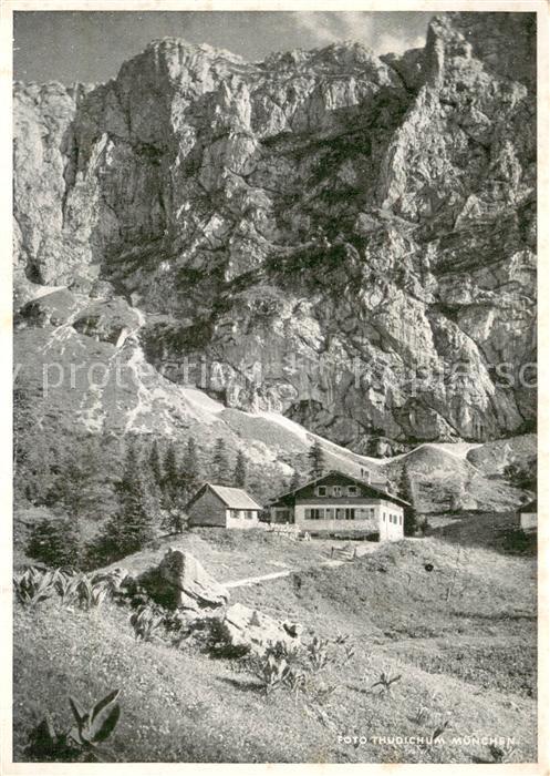 Tutzingerhuette 1327m Benediktinerwand Wand m. Huette