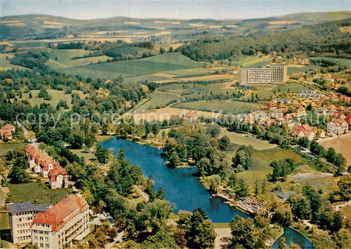 Bad Salzuflen Grosser Kurparksee mit Parksanatorium und Kurklinik der LVA Westfa