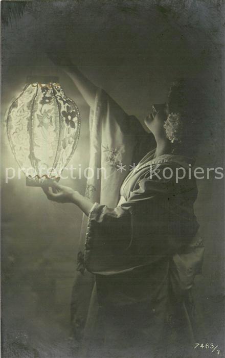 Frauen LAMPE Foto