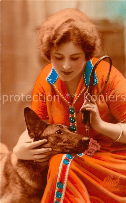 Foto Bleuet Paris Nr. Nr.452 Frau mit Hund