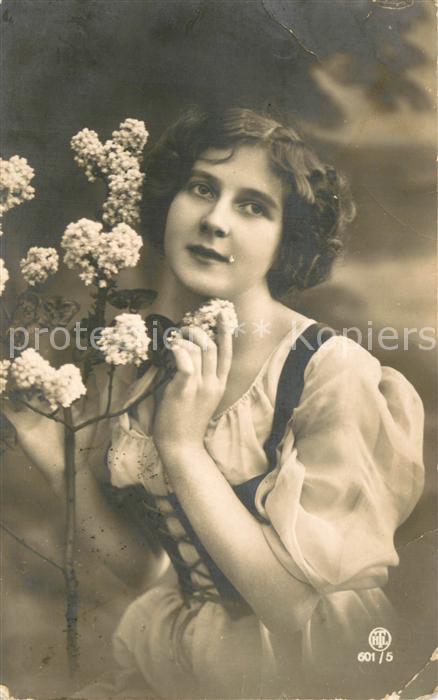 Foto HTL Nr. Nr.601/5 Frau