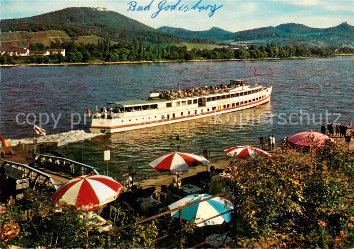 Schiffe Ships Navires Bad Godesberg-Blick zum Siebengebirge