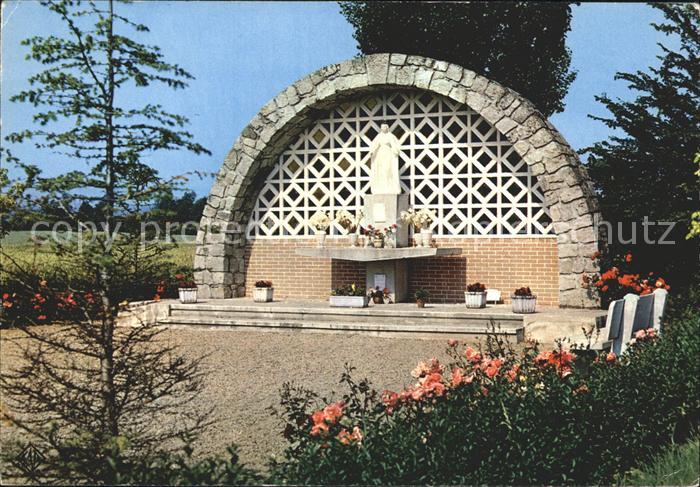 Sury-le-Comtal Oratoire N.D.Marie Reine