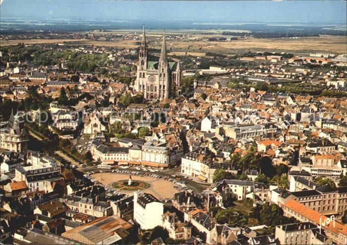 Chartres 28 Fliegeraufnahme Cathedrale