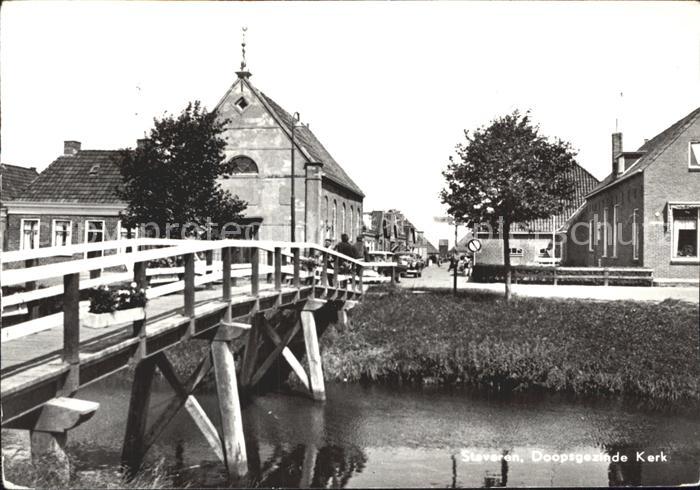Staveren Bruecke und Kirchenpartie