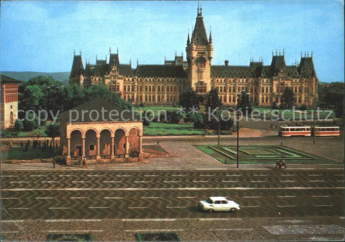 Iasi Kulturpalast mit Haus Dosoftei