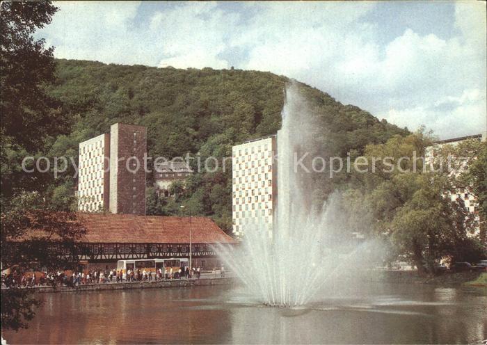 Suhl Thueringer Wald Stadtzentrum mit Waffenmuseum und Fontaene
