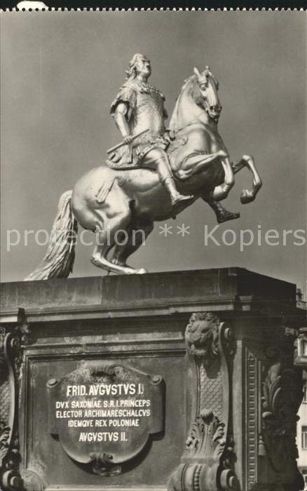 DRESDEN Elbe Der Goldene Reiter Denkmal August des Starken