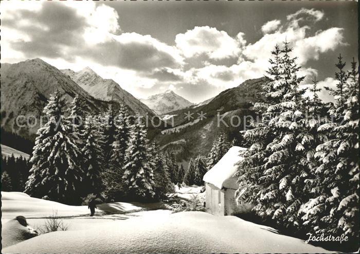 Hindelang Kapelle an der alten Jochstrasse mit Breitenberg Rotspitze und Entsche
