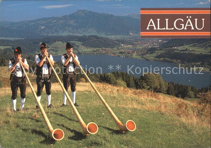 Alphorn Alphornblaeser Pfarr-Alpe Grosser und Kleiner Alpsee Gruenten