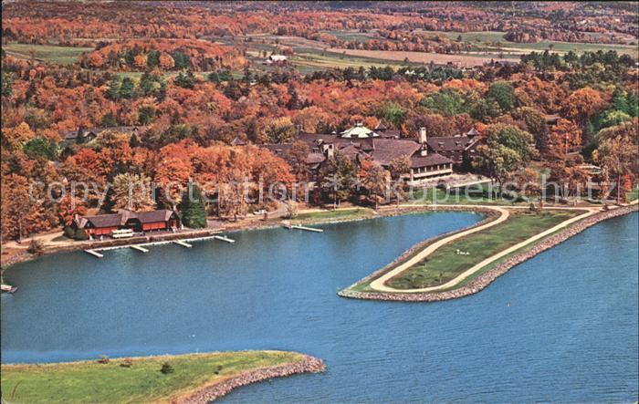 Quebec Le Chateau Montebello