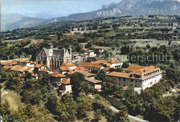 Notre-Dame-de-l Osier Fliegeraufnahme