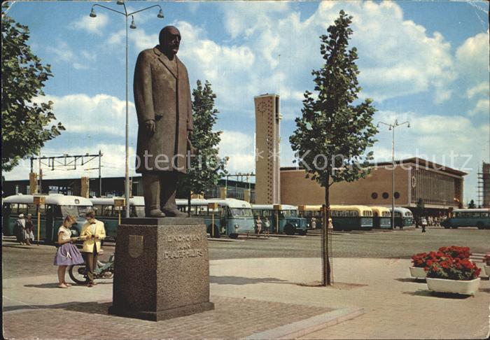 Eindhoven Netherlands Statue Doktor Philips Bahnhof