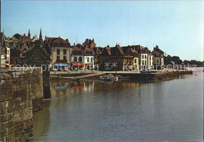 Auray Place Saint- Sauveur