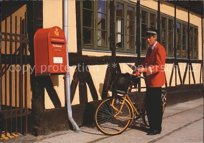 Postbote Brieftraeger Briefkasten Danmark Postbud