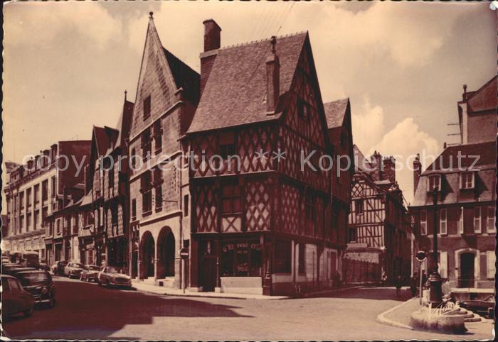 Bourges Maison anciennes Pellevoisin