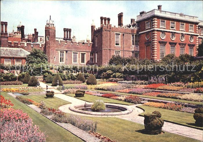 Middlesex Hamton Court Palace