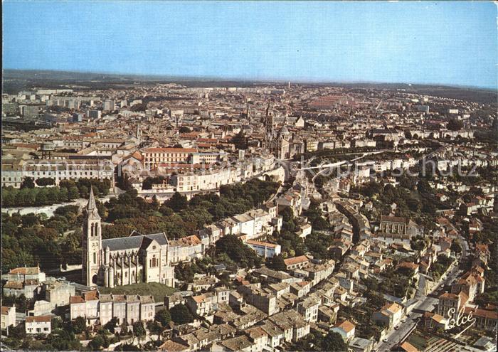 Angouleme Eglise Jardin Vert Cathedrale Saint-Pie