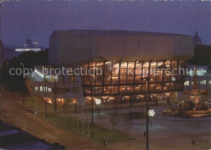 LEIPZIG Sachsen Neues Gewandhaus bei Nacht