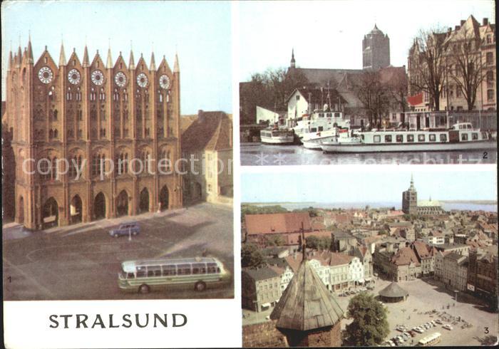 Stralsund Mecklenburg Vorpommern Rathaus Fahrgastschiffe Stadtblick
